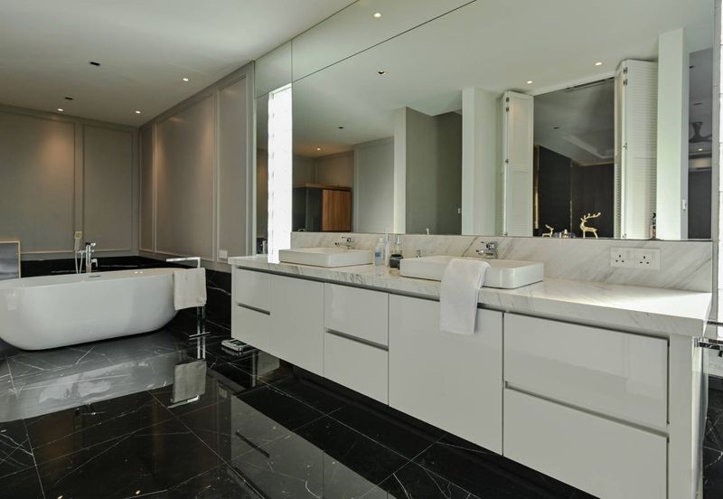 LUXURY 2 STOREY BUNGALOW IN KOTA KEMUNING