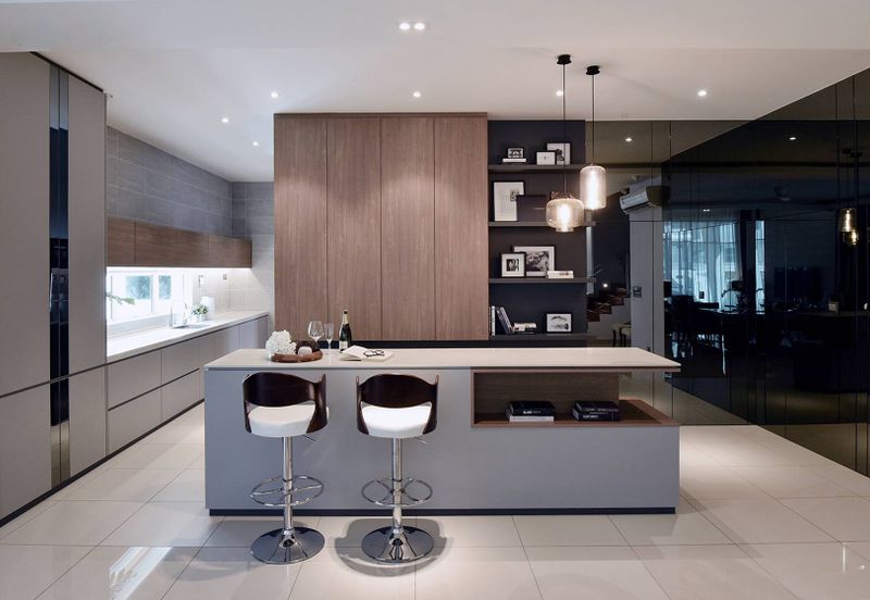 LUXURY 2 STOREY BUNGALOW IN KOTA KEMUNING