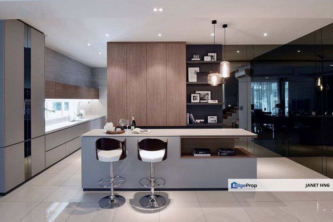 LUXURY 2 STOREY BUNGALOW IN KOTA KEMUNING, Selangor, Kota Kemuning