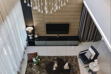 LUXURY 2 STOREY BUNGALOW IN KOTA KEMUNING