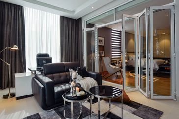 LUXURY 2 STOREY BUNGALOW IN KOTA KEMUNING