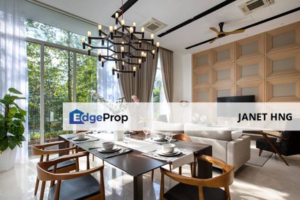  Big Land & Size VILLA with Beautiful Garden Towns, Selangor, Kota Kemuning