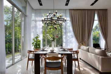  Big Land & Size VILLA with Beautiful Garden Towns