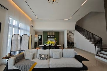 Luxurious Semi D in Kota Kemuning