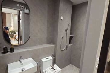 Broadleaf Residences, Hometree