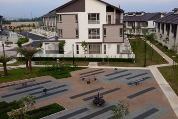 Arahsia Residences, Tropicana Aman