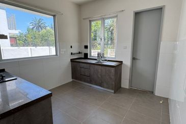 Tropicana Aman Bayan Residences