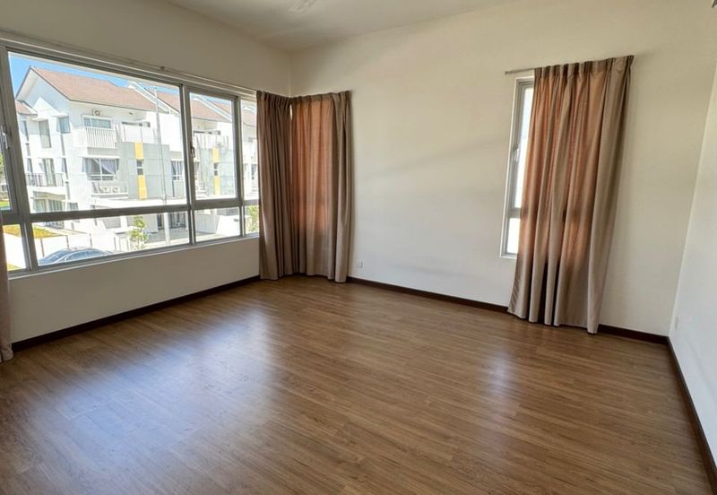 Tropicana Aman Bayan Residences