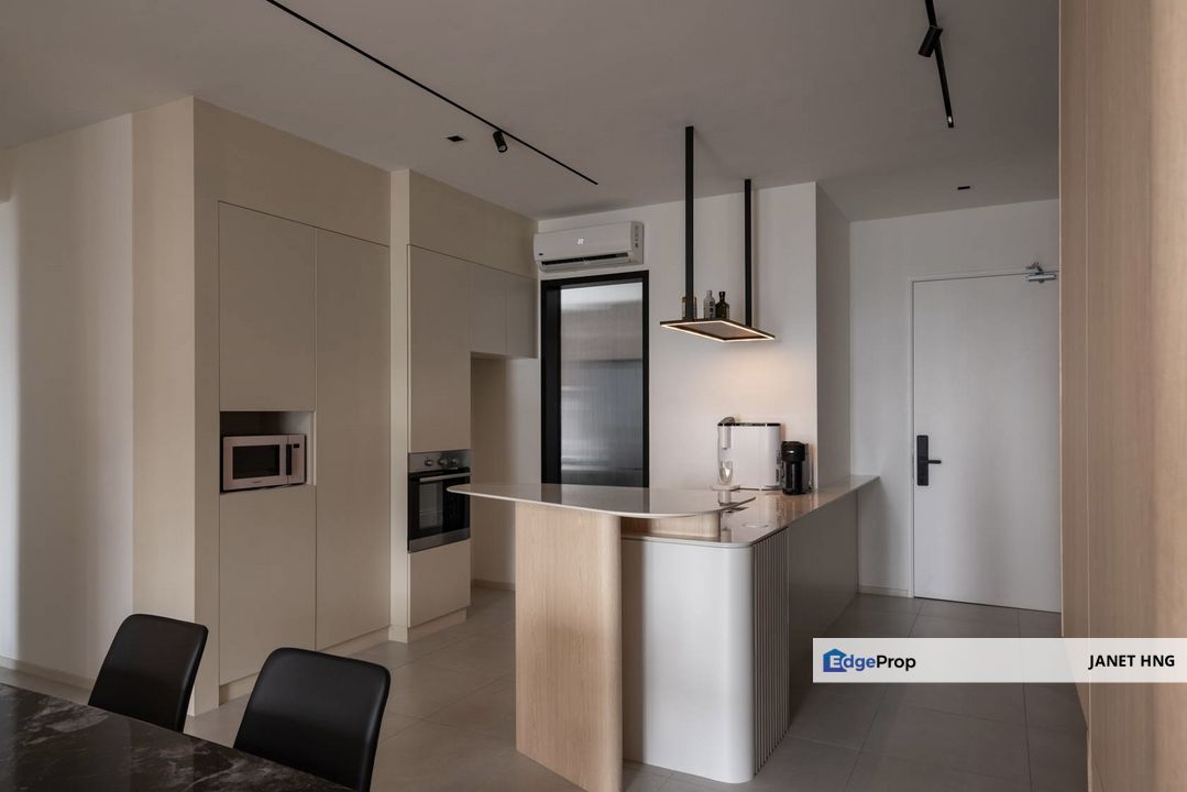 Partially Furnished Unit with Built-In Essentials, Selangor, Kuala Langat