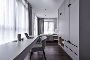 Persiaran Puncak Alam 1 