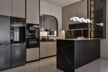 Persiaran Puncak Alam 1 