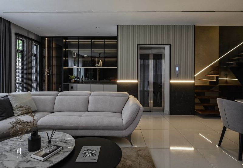 Persiaran Puncak Alam 1 