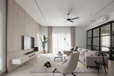 Persiaran Puncak Alam 1 