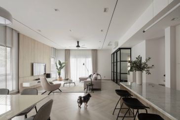 Persiaran Puncak Alam 1 