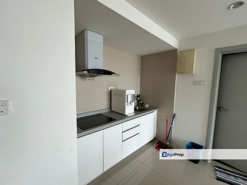 Arte Subang West, Seksyen 13, Shah Alam,  2r2b, Fully Furnish, RM2600 Nego DUPLEX, Selangor, Shah Alam