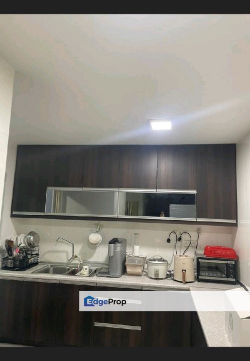 Vista Alam ,Seksyen 14 Shah Alam, Partial Furnish 3r2b RM1950 For Rent, Selangor, Shah Alam