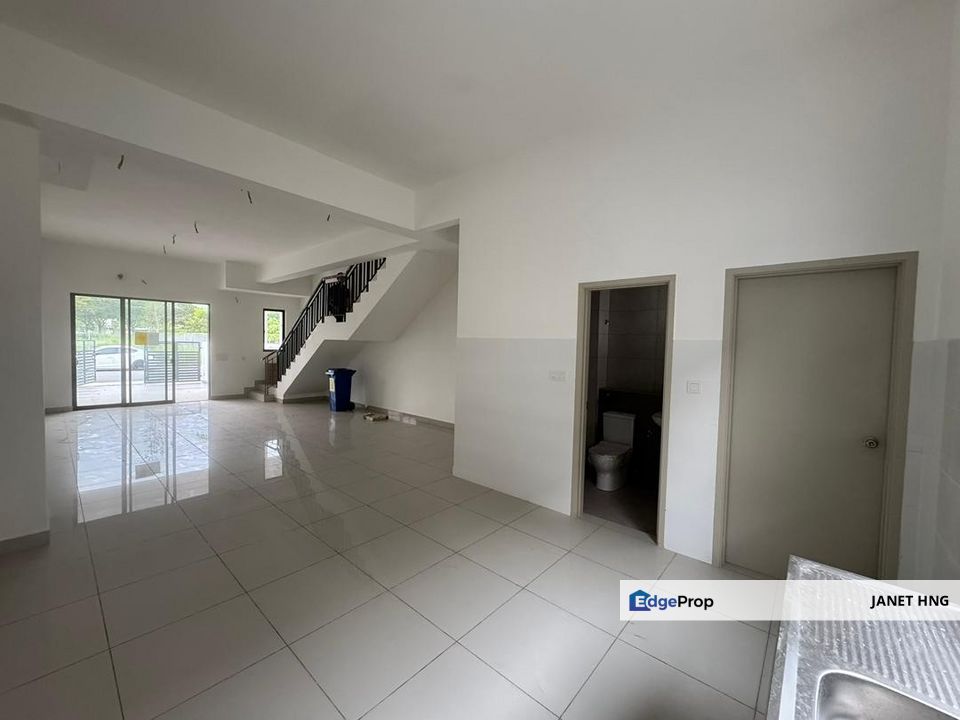 Urgent Sell 670k landed house in Rimbayu, Selangor, Telok Panglima Garang