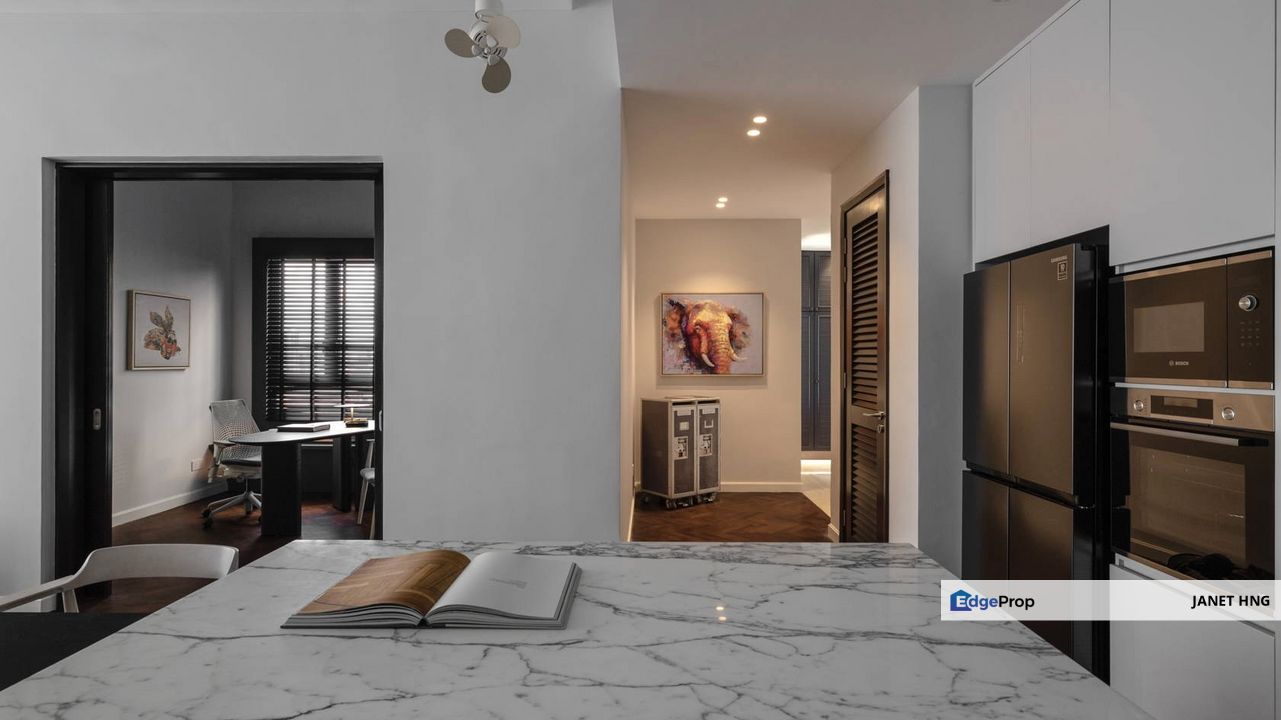 Kota Kemuning Condo near to shopping mall, Selangor, Kota Kemuning