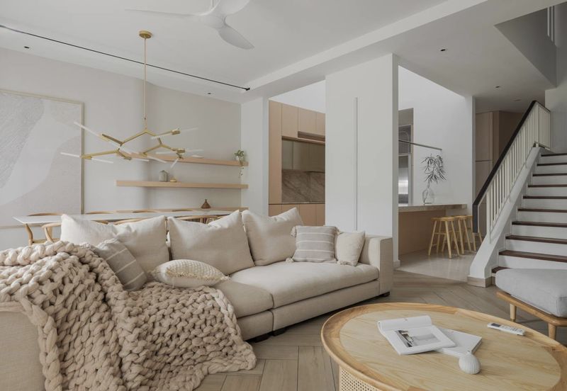 Luxurious Two-Story Home in Kota Kemuning Listed at 890K