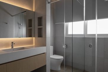 Luxurious Two-Story Home in Kota Kemuning Listed at 890K