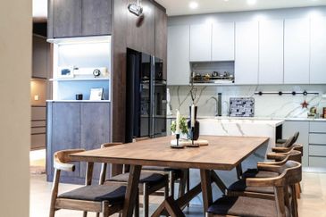 Luxurious Two-Story Home in Kota Kemuning Listed at 900K