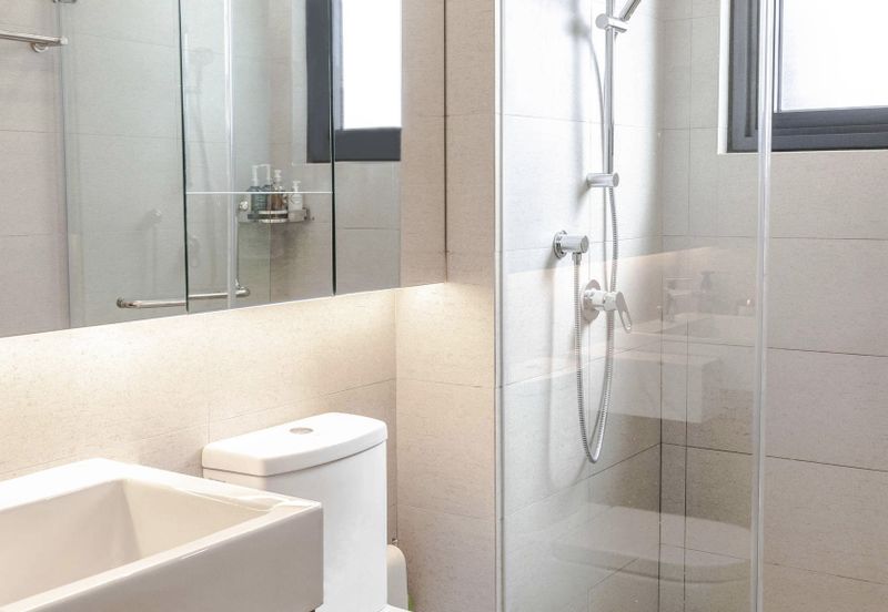 Luxurious Two-Story Home in Kota Kemuning Listed at 900K