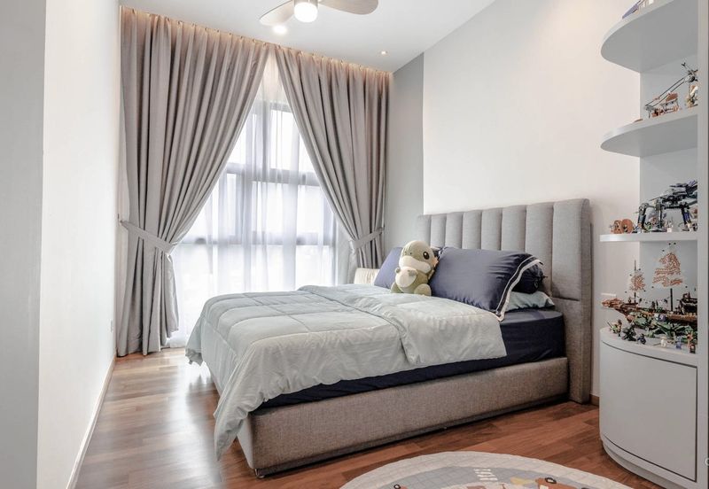 Luxurious Two-Story Home in Kota Kemuning Listed at 900K