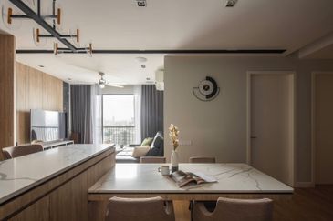 1000sft RM1,680 MONTHLY Repayment condo in Kota kemuning