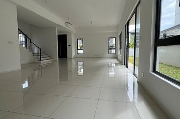 Freesia Residences @ Tropicana Aman