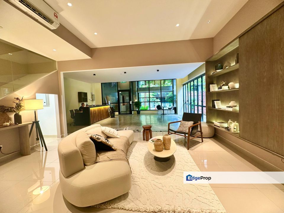 FREEHOLD TERRACE HOUSE END and CORNER AVAILABLE, Selangor, Cyberjaya