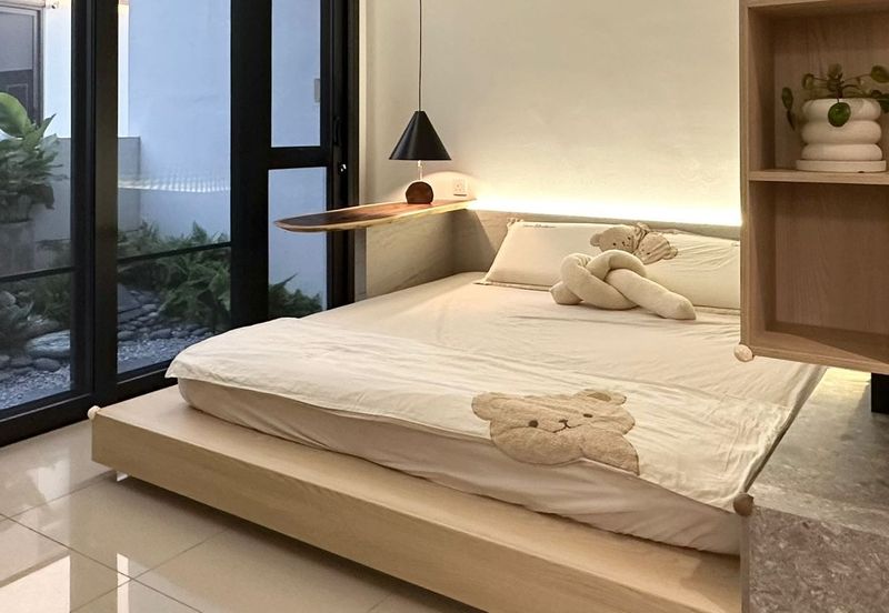 Lucent Residence @ twentyfive.7