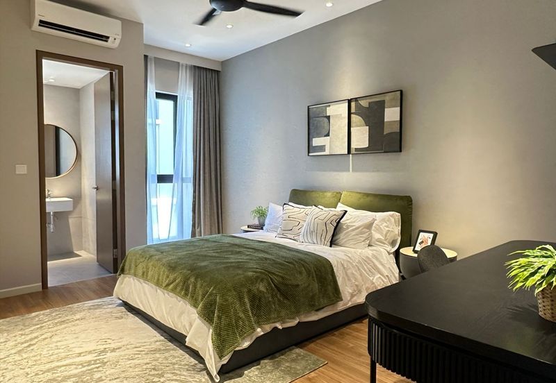 2 STOREY SUPERLINK END & CORNER LOT AVAILABLE