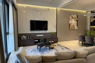 2 STOREY SUPERLINK END & CORNER LOT AVAILABLE