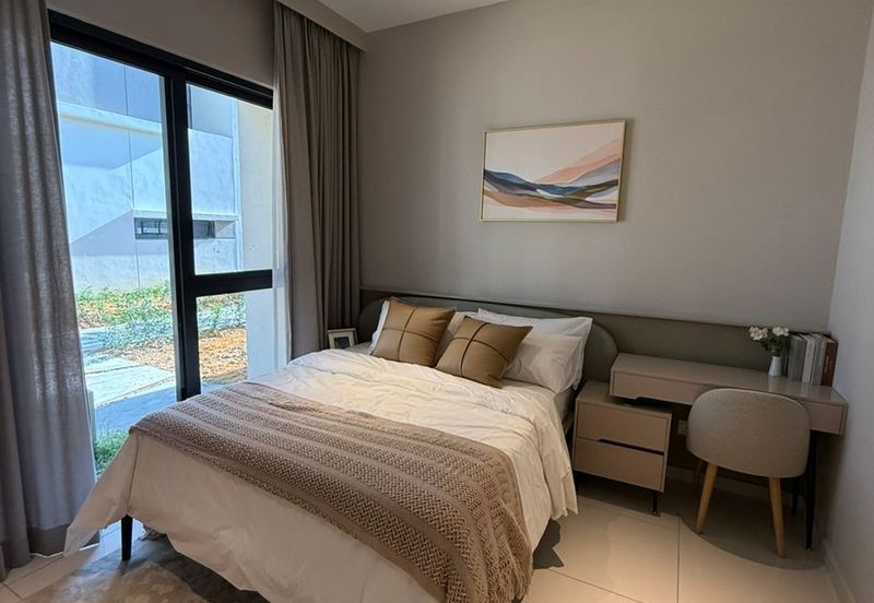 2 STOREY SUPERLINK END & CORNER LOT AVAILABLE