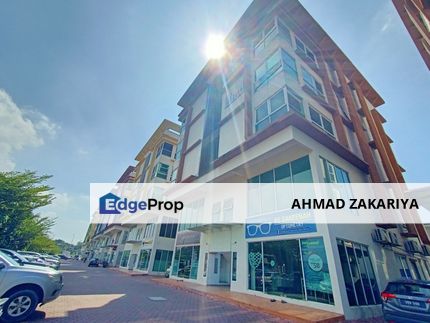 [THIRD FLOOR] | SEMI D COMMERCIAL OFFICE/SHOP AT D'KEBUN COMMERCIAL CENTRE, NEAR KESAS HIGHWAY, JALAN KEBUN. 2 UNITS AVAILABLE , Selangor, Klang