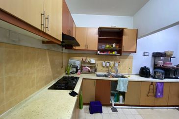 PUJ 2 Puncak Jalil Seri Kembangan 2 Storey Terrace