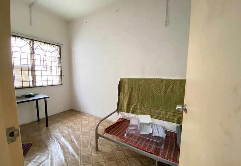 PUJ 2 Puncak Jalil Seri Kembangan 2 Storey Terrace