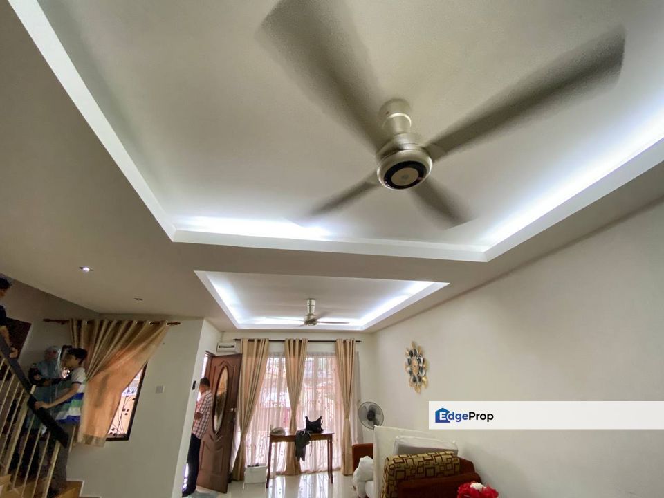 PUJ 2 Puncak Jalil Seri Kembangan 2 Storey Terrace, Selangor, Puncak Jalil