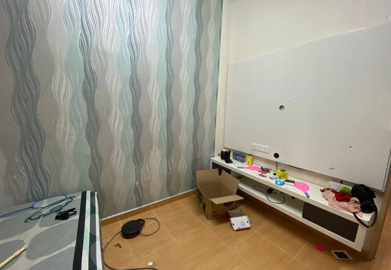 PUJ 2 Puncak Jalil Seri Kembangan 2 Storey Terrace