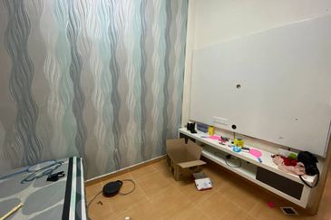 PUJ 2 Puncak Jalil Seri Kembangan 2 Storey Terrace