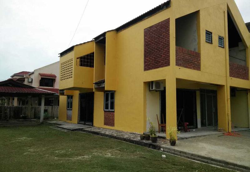 Double Storey Semi D Lot 144 Kemaman