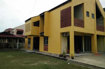 Double Storey Semi D Lot 144 Kemaman