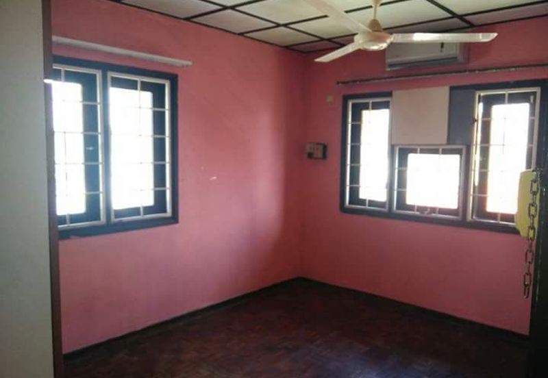 Double Storey Semi D Lot 144 Kemaman