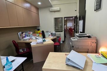 Shop Jln Utama Mutiara Rini Skudai Johor For Sale