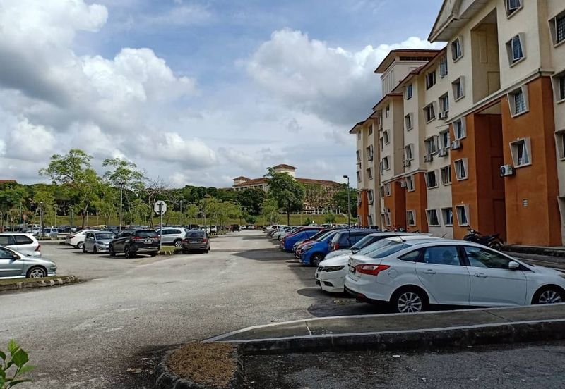 Pangsapuri Putra Damai