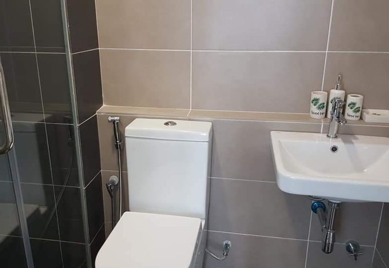 Fully Furnished Apartment D'Pristine Medini for Sa