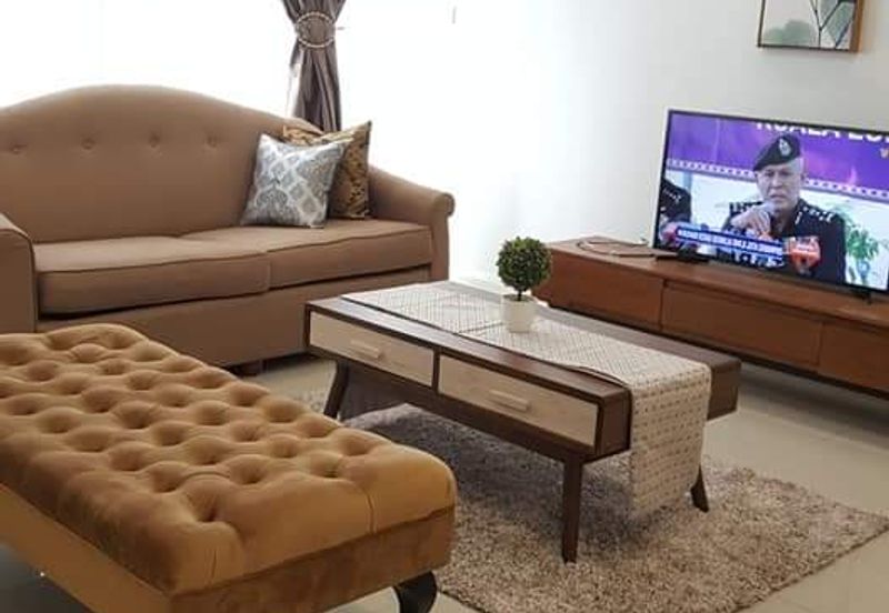 Fully Furnished Apartment D'Pristine Medini for Sa