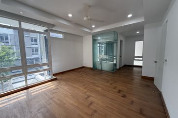 Duta Villa, Presint 14