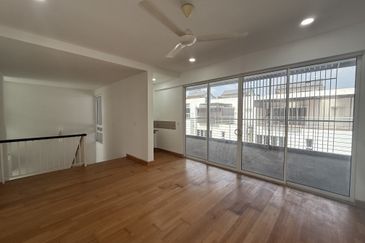 Duta Villa, Presint 14