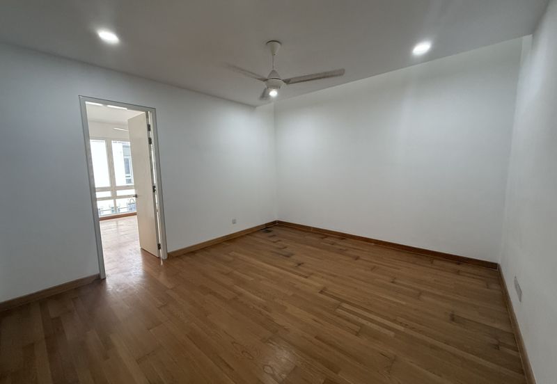 Duta Villa, Presint 14